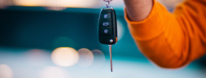 hand-dangling-a-car-key